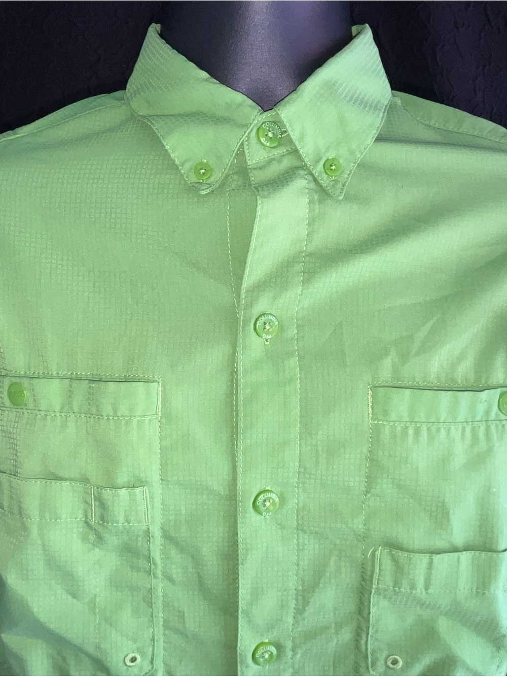Columbia Bright Lime Green long-Sleeve Button-Down Shirt small